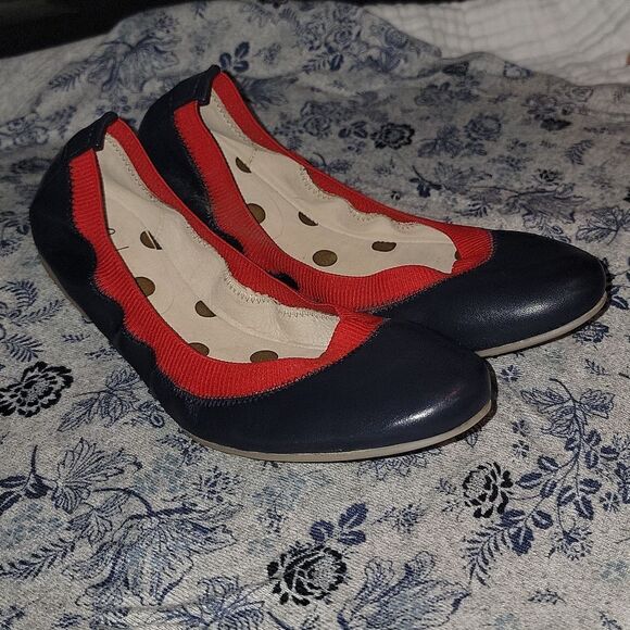 Boden Rounded Toe Hettie Ballet Scrunch Flats • Navy / Red • Size 7.5 (38 1/2) - Picture 1 of 7